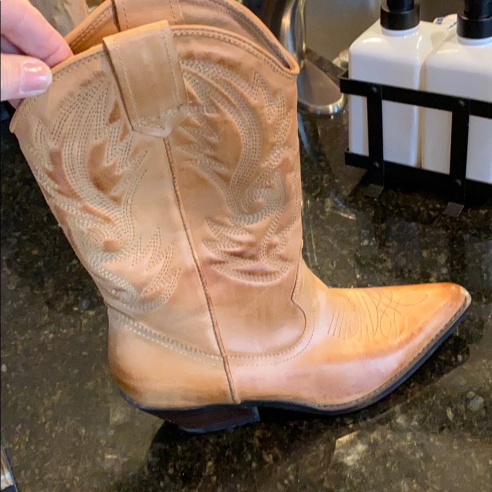 Aldo Cowboy boots